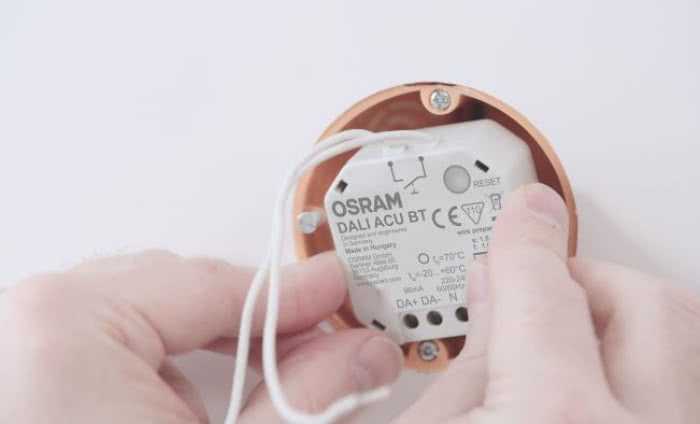 Nowe rozwiązania firmy OSRAM ułatwiające sterowanie oświetleniem